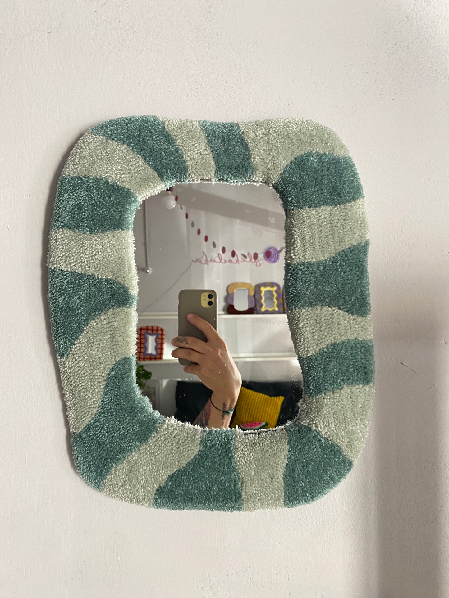 Specchio tufting